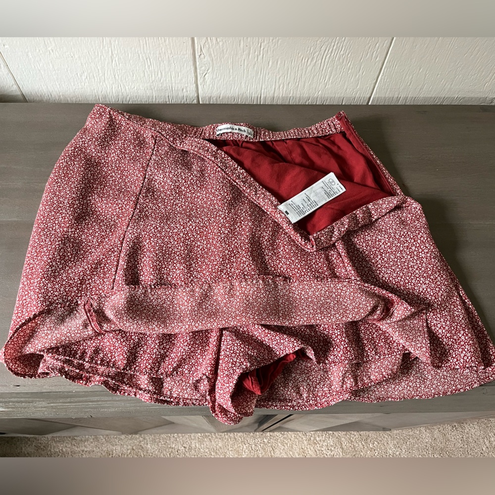 Abercrombie and Fitch skort